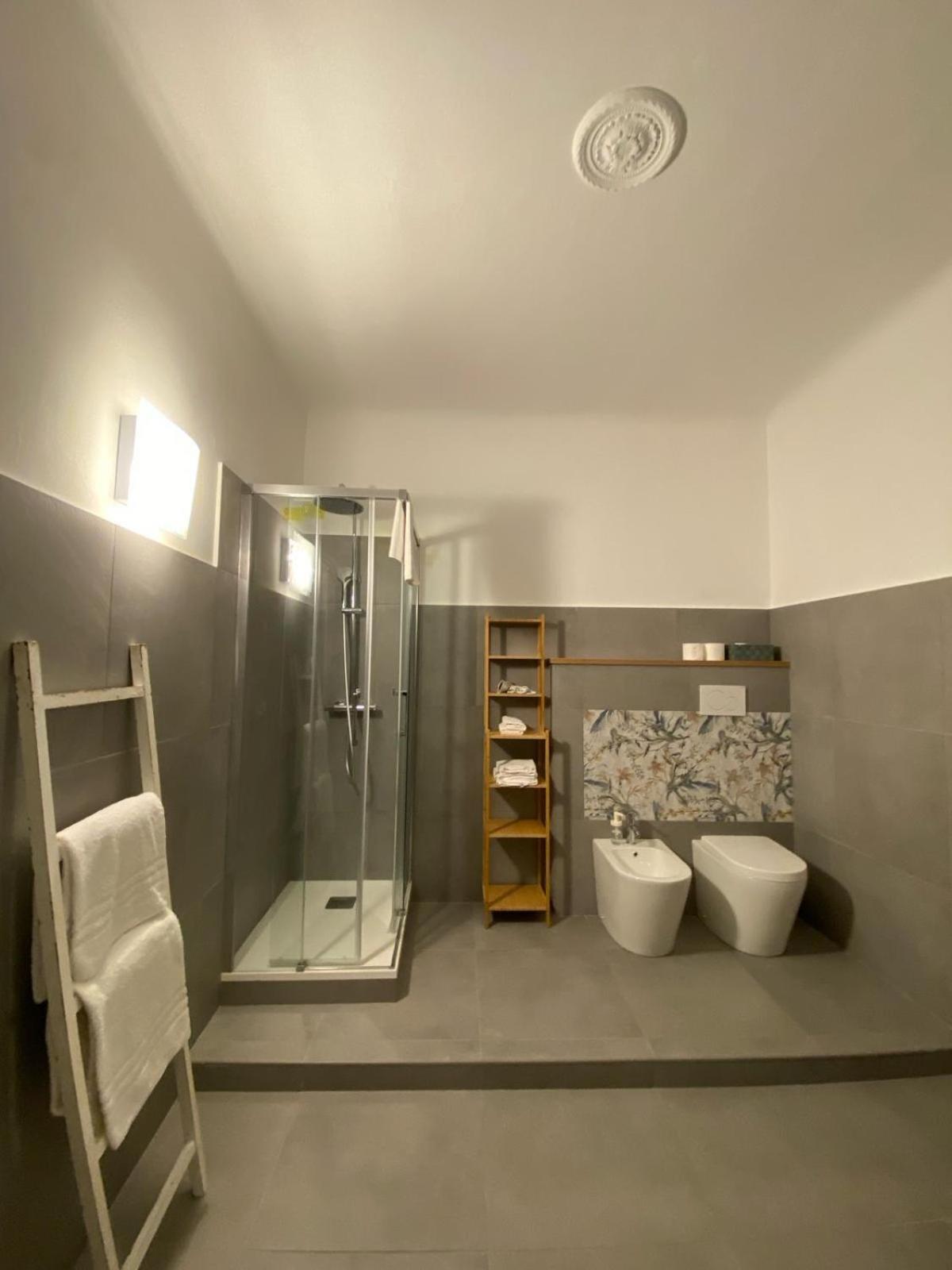 Affittacamere Columbus カモーリ 部屋 写真