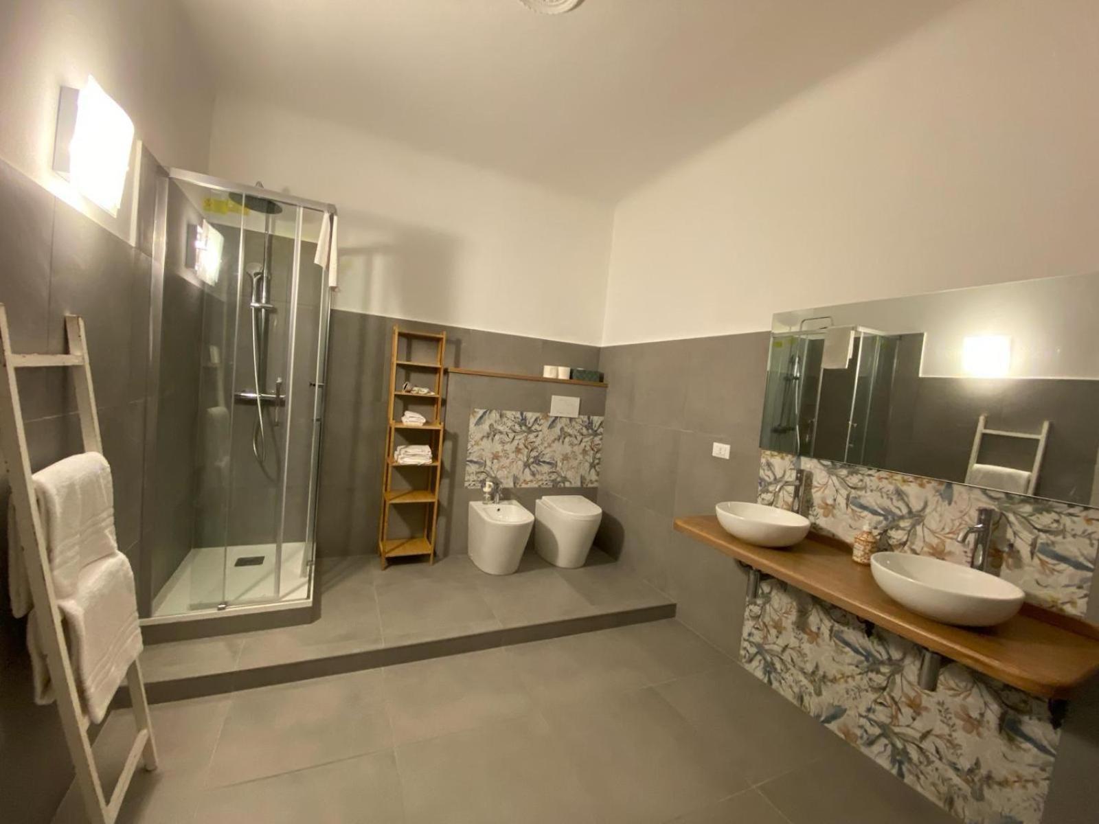 Affittacamere Columbus カモーリ 部屋 写真